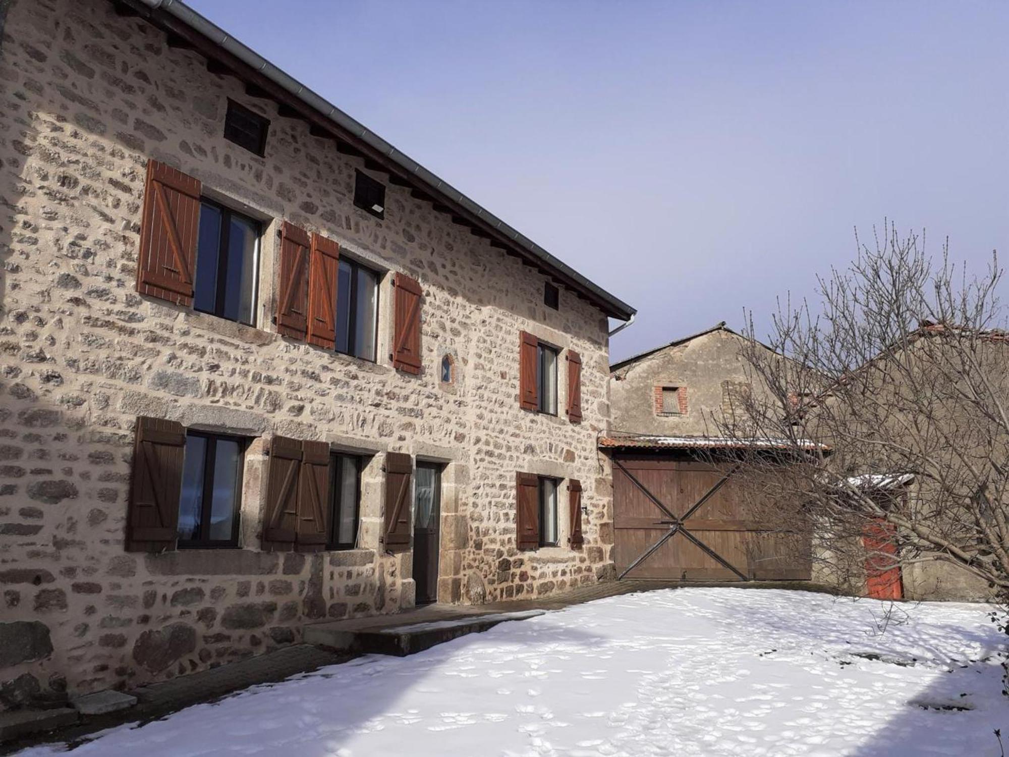 Gite De Charme Avec Jardin Et Wifi A Chalmazel-Jeansagniere - Fr-1-496-249 Экстерьер фото